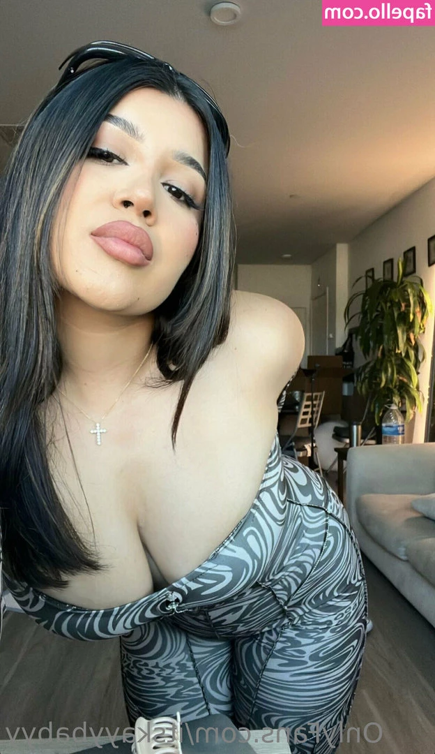 Itskayybabyy [ itskayybabyy-1 ] - First collab video 25min of fun Dm me for more