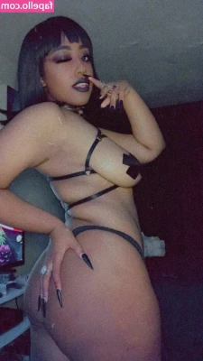 Baeleth - Butt…Butt…Butt 🍑 🍑 🍑
