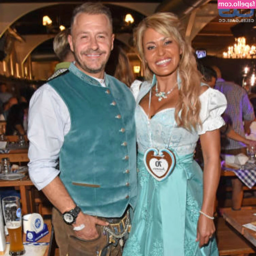 Jasmin Herren [ jasmin-herren ] - Dear ones  did you have a good start into the new year  I celebrated