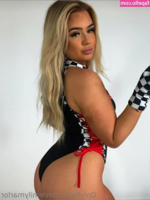 Emily Marlor [ emily-marlor ] - Sitting here in position for you to fuck my face, pretty please?