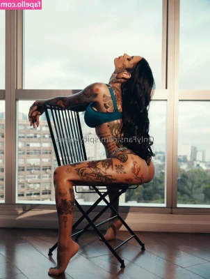 spicyxnena - Bet you wish it was you I was licking and sucking on