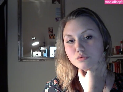 Otoni Ogni [ otoni-ogni ] - What do you think of my pig tails ? Makes me think of a bratz doll