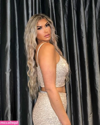 lynnraymakers - Hairy everywhere 🥰