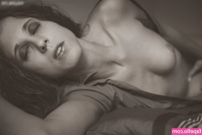 Jennifer Jacques [ jennifer-jacques ] - 🎬Face Trampling🎬 *We've been friends for a while, and I know