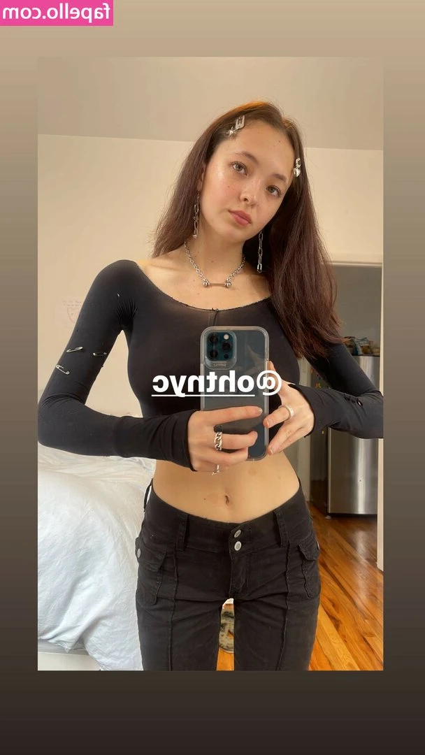 Konoka Smith [ konoka-smith ] - Let's sext for 25$ for 15mins... im so bored