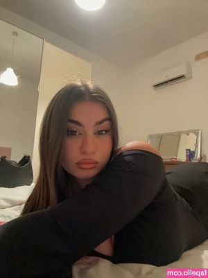 Mara D'amico [ mara-d-amico ] - Titties make the day so much better 🥹