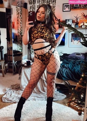 Mousie Mouse [ mousie-mouse ] - How about your mouth on my cock NOW?👅