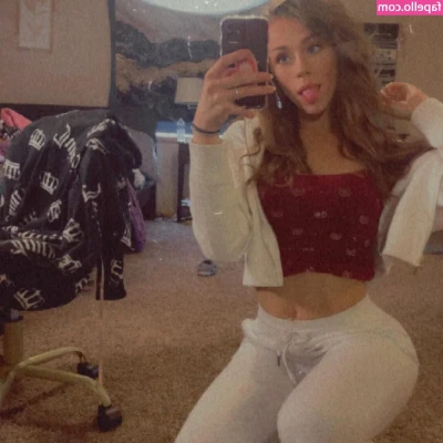 Brookiescookiee - Black is my favorite color, what about you?