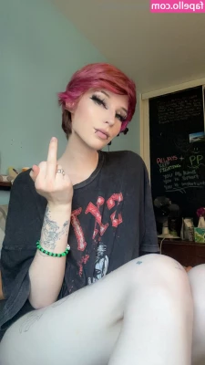 feetiecutieee - Finally have some anal play for you guys 🤤✨