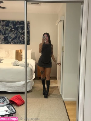 taragracex - You didn't think I was going to let you go before teasing your cock,