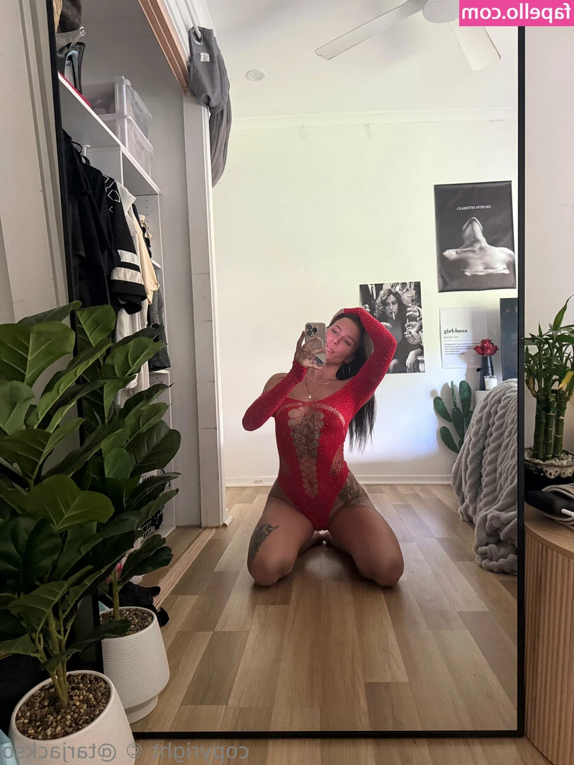 taragracex - That body tho....