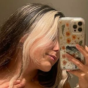 titsmetina