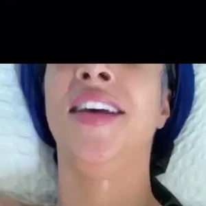 Miss_Vaiolette