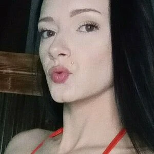 Jaqui Flores