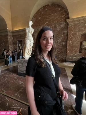 Lizzy Baker [ lizzy-baker ] - Oh hiiii I didn't see you there ❤️ DEALS AND DISCOUNTS ON CUTOMS