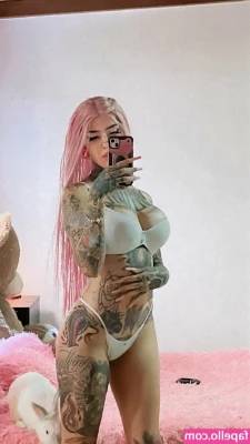 bellahipnos - 2 videos coming tomorrow. Here is a sneak peak of 1 of them 😈 sex