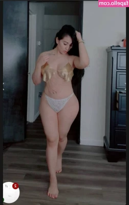 escorpioncita3 - Mamada telefónica  Mi novio disfruta de una mamada telefónica con