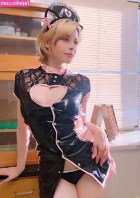Yuriko Tiger [ yuriko-tiger-2 ] - I woke up wanting to play this morning  Wish you were here to help me
