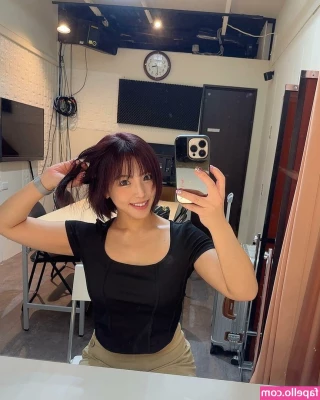 Mina Shirakawa [ mina-shirakawa ] - What would you do if my top...fell down?