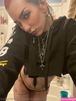 prettylittlefreak13 - BLUE Pt 4
