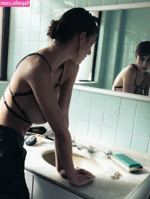 Alejandra Guilmant [ alejandra-guilmant ] - i could really use a leash for this collar, no? want more? check your