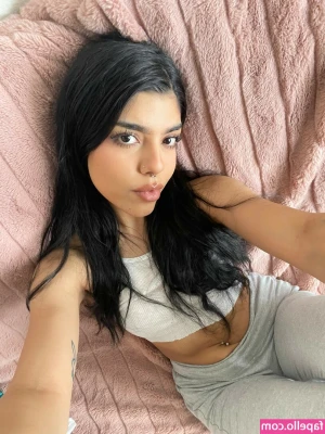 cyberiariley - @maskedfreake had that good ole pussy 😅🥵!