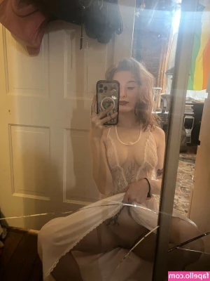 indibaby9 - Bum's looking at you 🍑👀