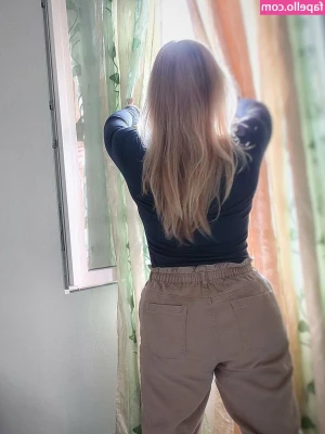 Tinglestorm Asmr [ tinglestorm-asmr ] - Good Morning!! Happy Friday!! See you online in 5!
