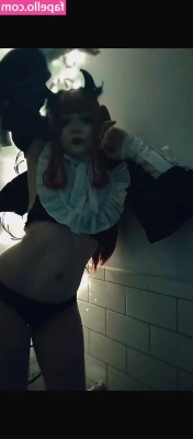tay.tay.cosplay [ tay-tay-cosplay ] - Fishnets and high heels together make me so hooooorny 🥵 I had so