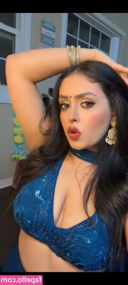 Saniya Nagpal [ saniya-nagpal ] - In the shower, getting ready for my first shoot since COVID started
