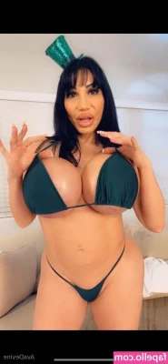avadevine - can you see through this
