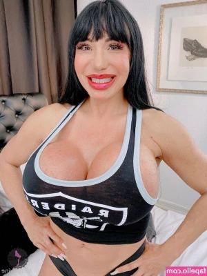 avadevine - It s too serious  isn t it