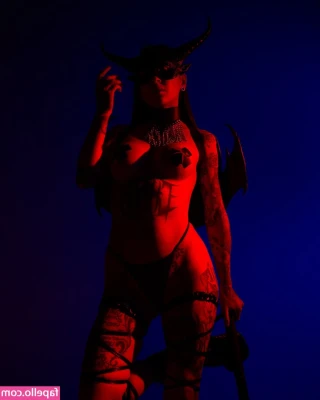 Princess Jade [ princess-jade ] - here is me in my most natural form, no filter, raw &