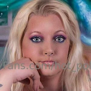 hot_polish_mom