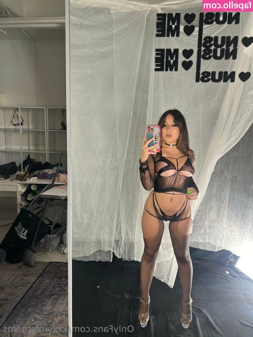 xxxvioletgems - It’s my fucking birthday! Drop a tip below if you love me 🤪🖤
