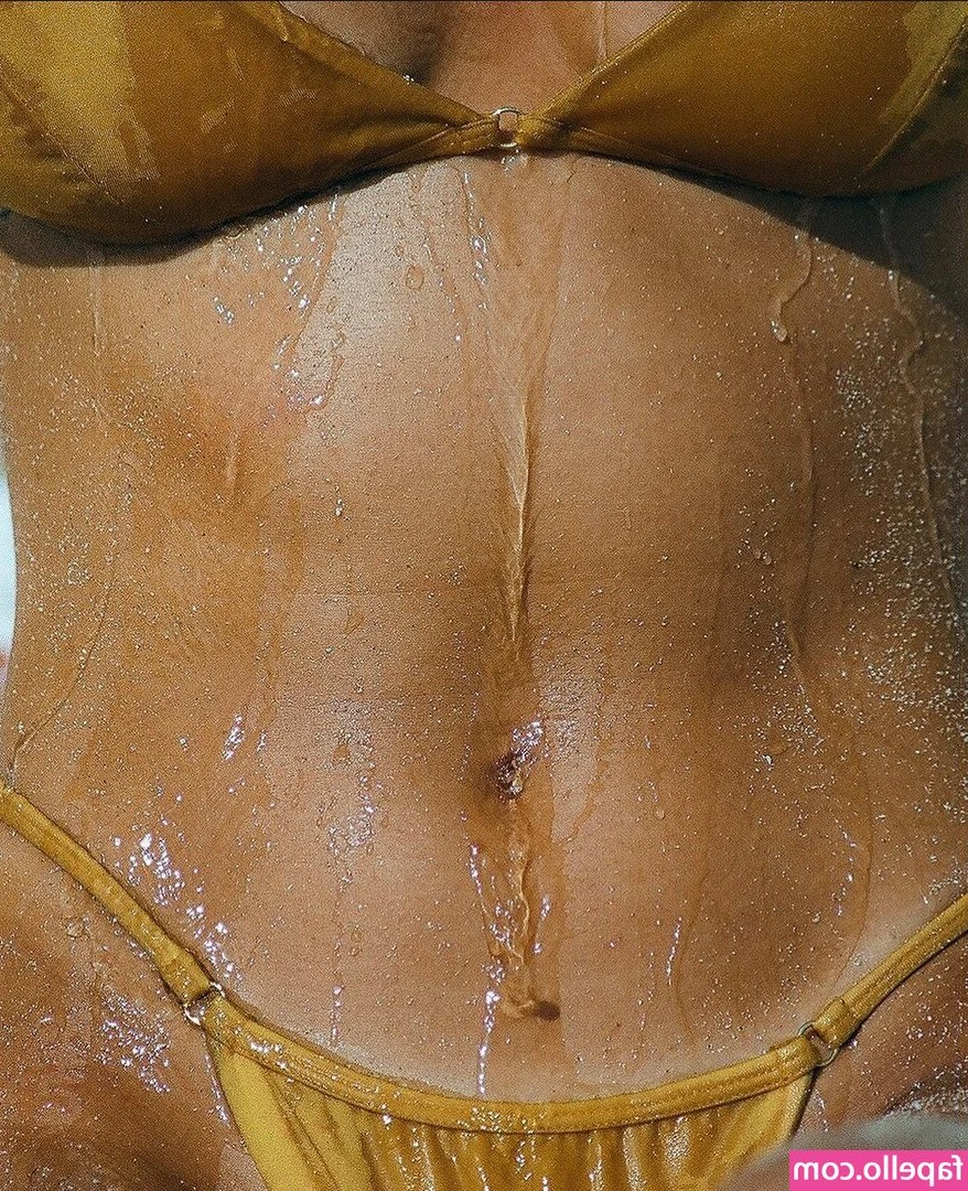 Kinsey Golden [ kinsey-golden ] - New content day. Enjoy the sex vid. More to come xo Comment below if