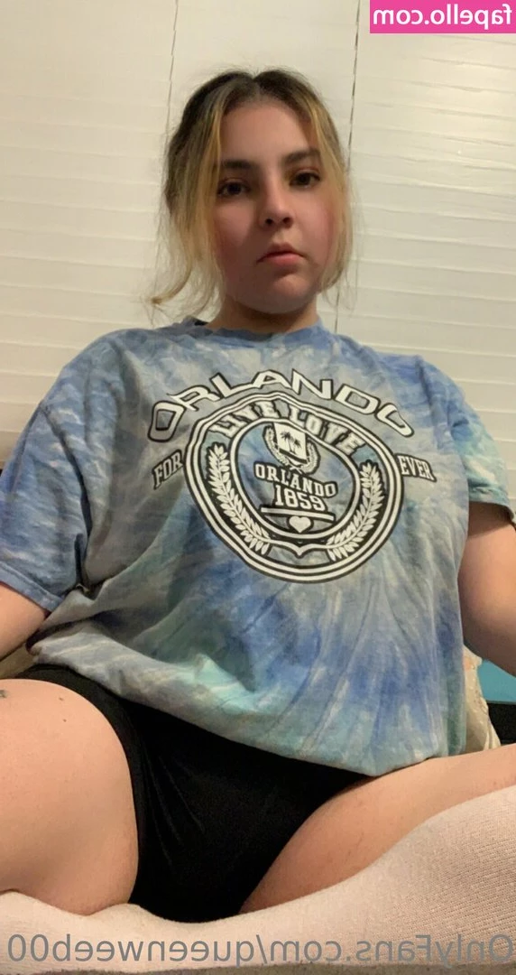 queenweeb00 - Can remu sit on your face