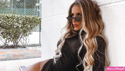 Babimuniz - How do you like my fishnets?