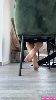 aprils.secrets [ aprils-secrets ] - Whereupon the teacher returns to class with a raging hard cock to
