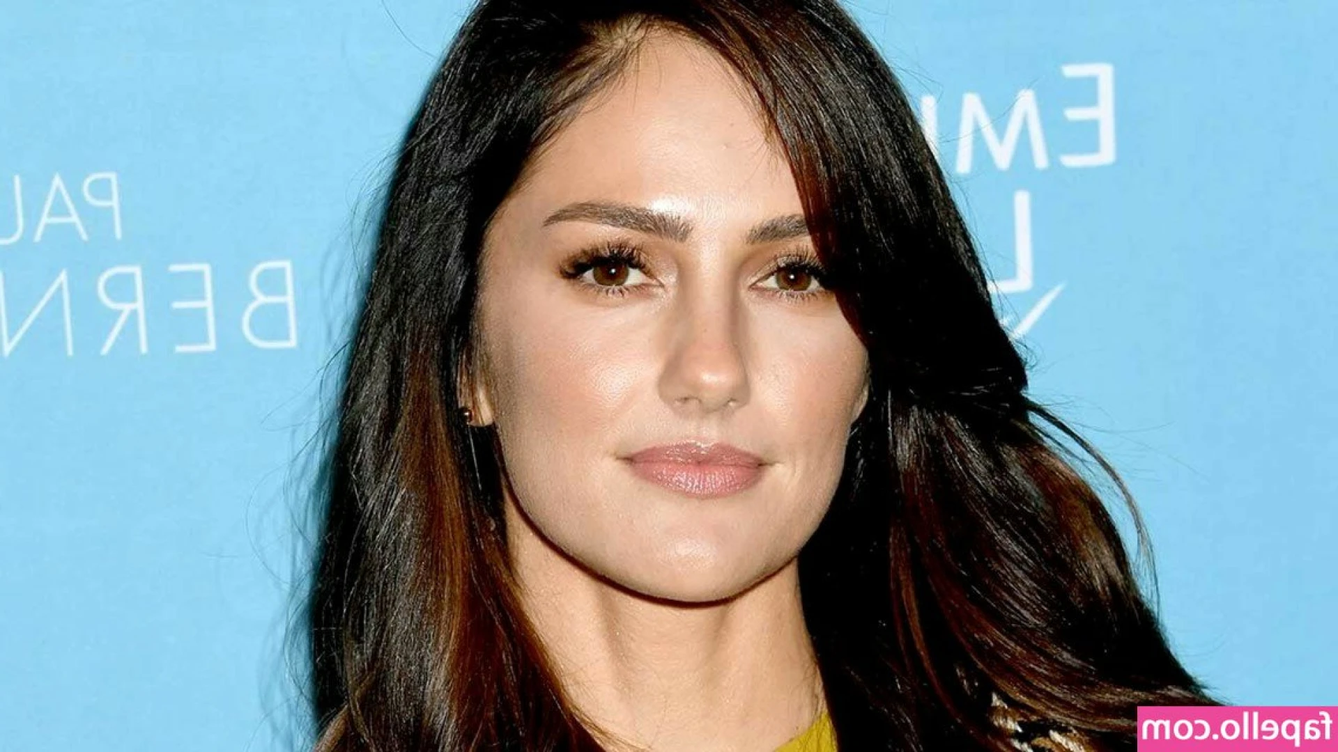 minkakelly - The front view will fuck you up just as hard. 😈😈