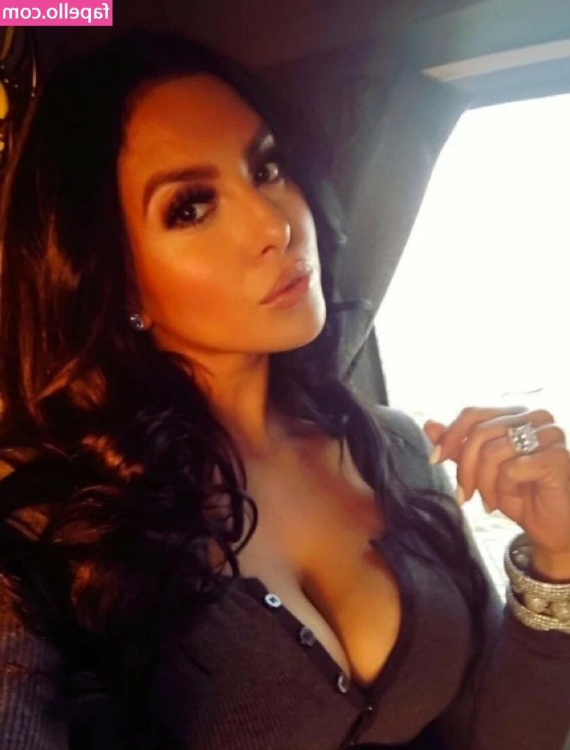 Vanessa Bryant [ vanessa-bryant ] - It’s begun….. 🍑