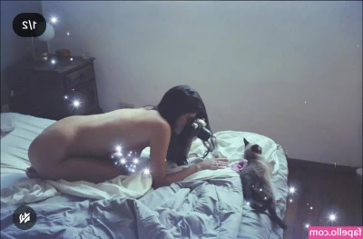 desire.bunny [ desire-bunny ] - Some ideas to play with my boobs, write them down here 😋😋