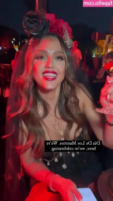 Jessica Alba [ jessica-alba ] - Check this babe out    https onlyfans com tanyamariex rec 308214350