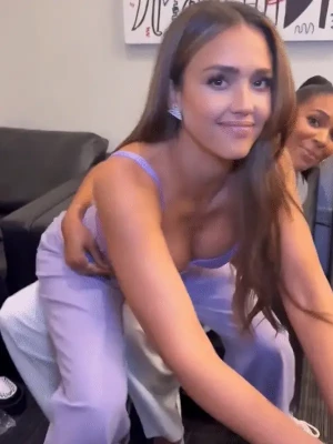 Jessica Alba [ jessica-alba ] - Me encantaría tenerte dentro de mi