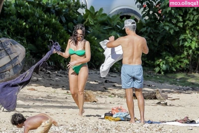 Jessica Alba [ jessica-alba ] - Those that have come from my snap  you re welcome x