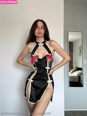 maryloveeeefree - I need to clean my mirror