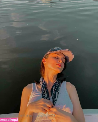 maryloveeeefree - Dm me to see more :)