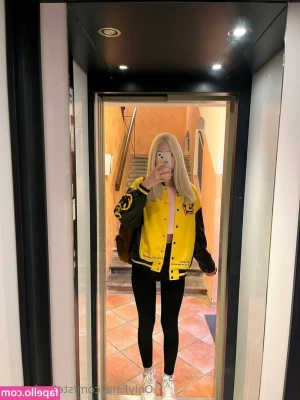 stellaababyy - Needing someone to cumm fuck me  in these sexy heals   bend me over