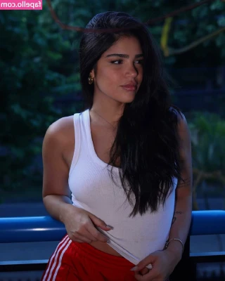 Giovanna Buscacio [ giovanna-buscacio ] - What would you do to me if I showed up at your house tonight in