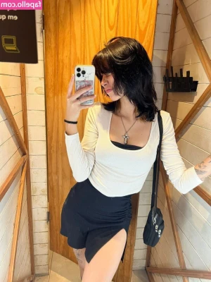 Julia Magnollia Juliamagnollia [ julia-magnollia-juliamagnollia ] - What you wanna do to it? 🥵